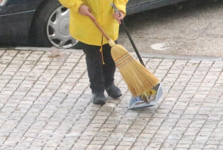 Στον Άρειο Πάγο αίτηση από τον δικηγόρο της καθαρίστριας που φυλακίστηκε για πλαστό απολυτήριο